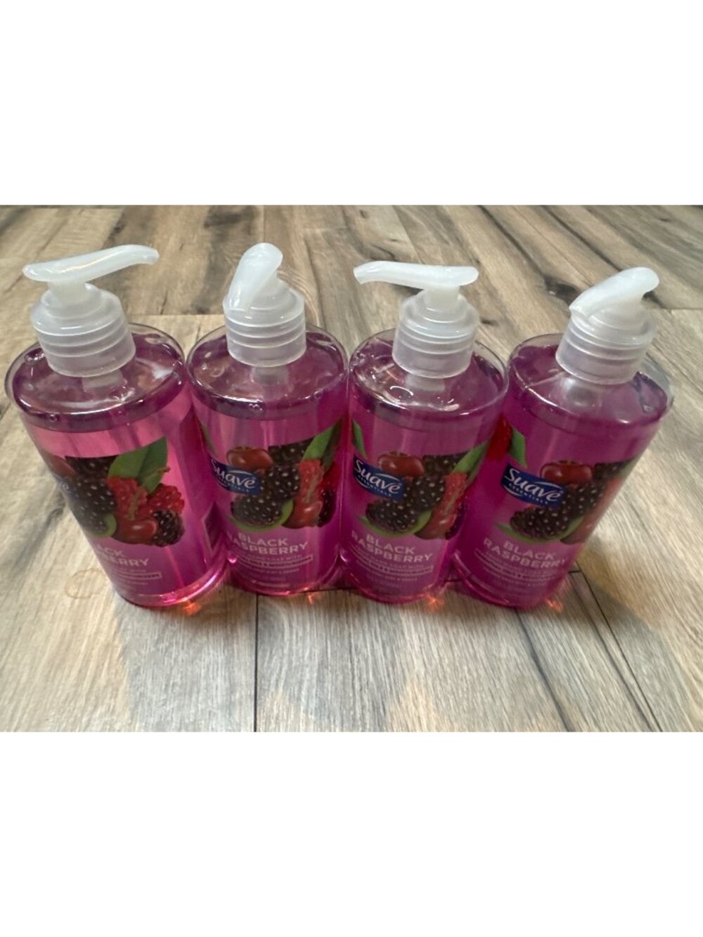 Suave Essentials Black Raspberry Hand Soap 13.5oz Lot Of 4 With Essential Oils &